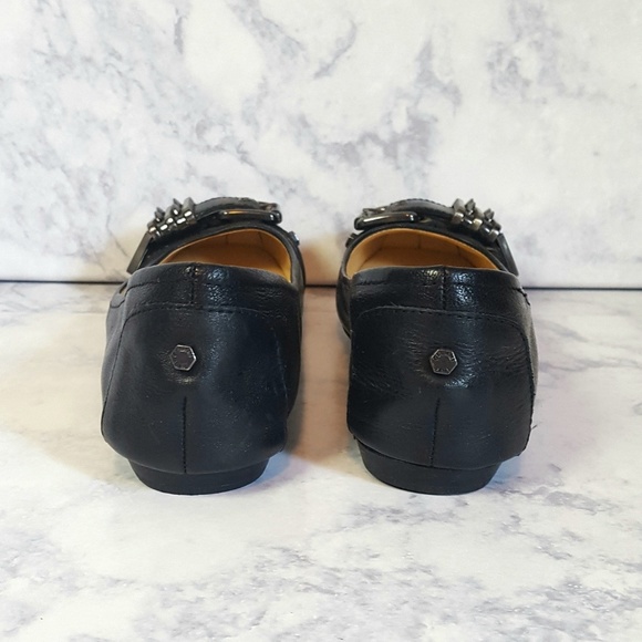 Gianni Bini Black Leather Buckle Ballet Flat Shoe - Picture 4 of 8